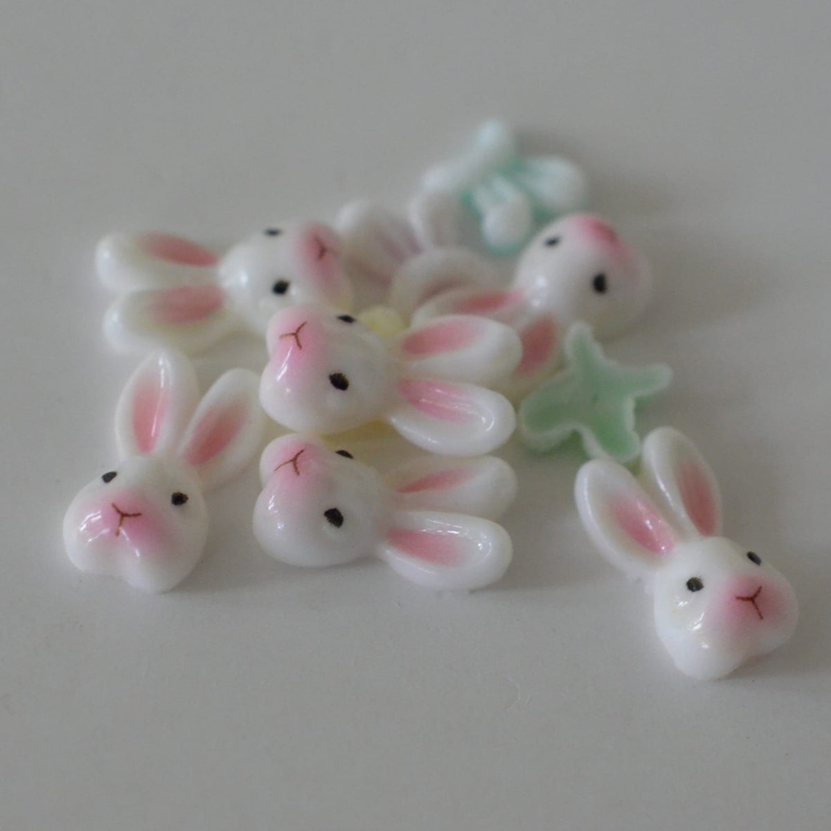Bunny Kisses Nail Charms