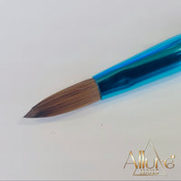 100% Kolinsky Size 10 Nail Brush– Precision and Control for Perfect Acrylic Application