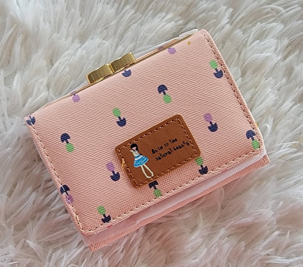 Light Pink Small Wallet - Allure Nails PR